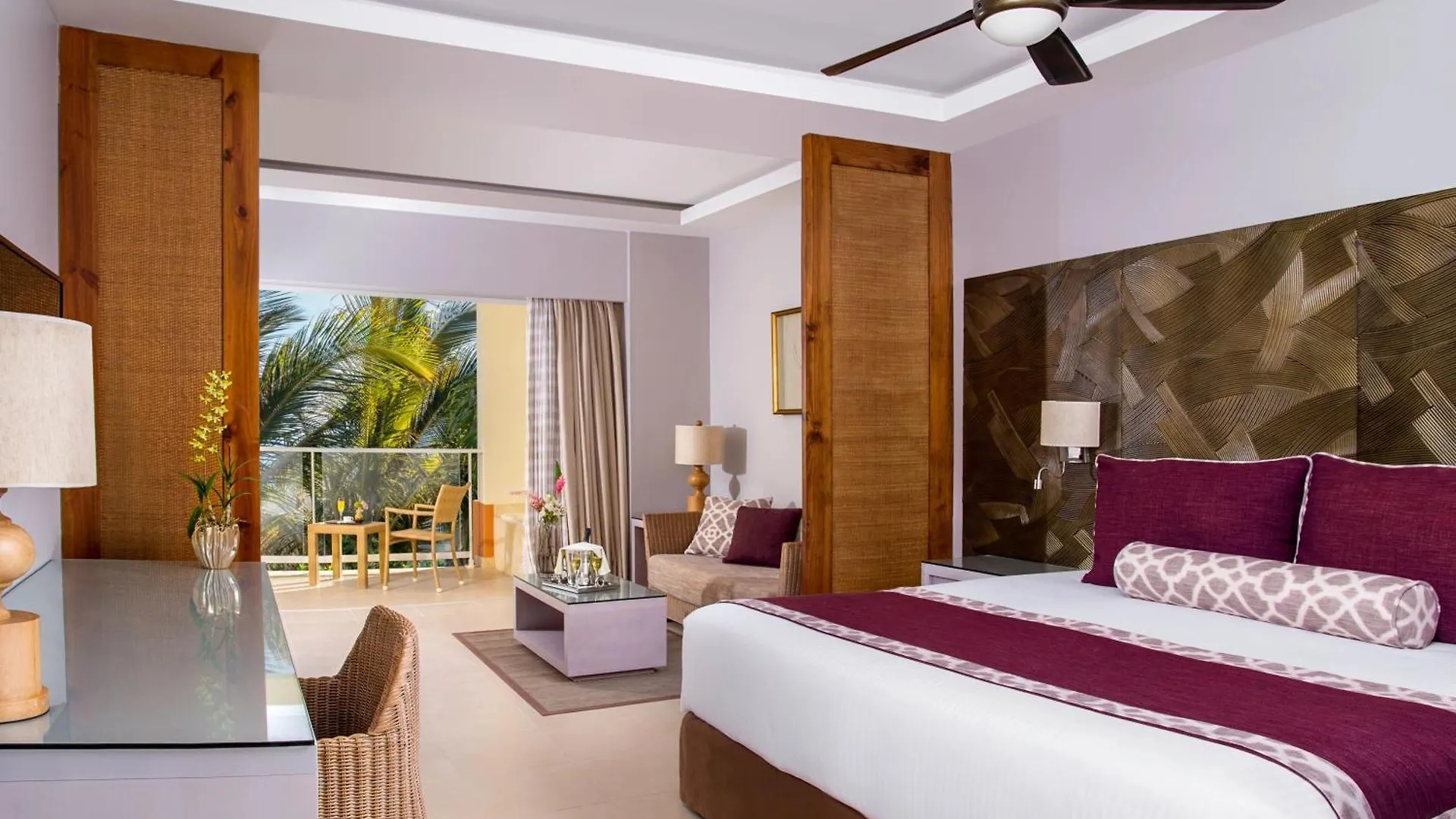 ***** Resort Dreams Royal Beach Punta Cana (Adults Only) Dominican Republic